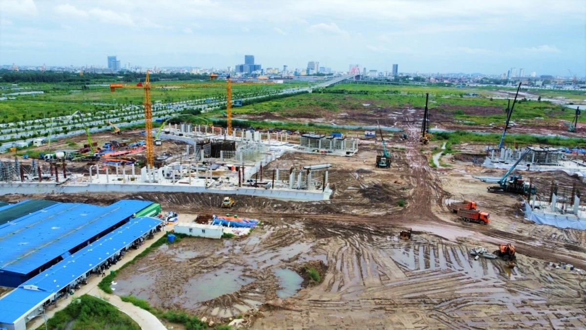 Bộ Tài chính đề xuất đơn giản hóa thủ tục đầu tư kinh doanh, tăng cường phân cấp thẩm quyền chấp thuận chủ trương đầu tư. (Ảnh minh họa: KT)