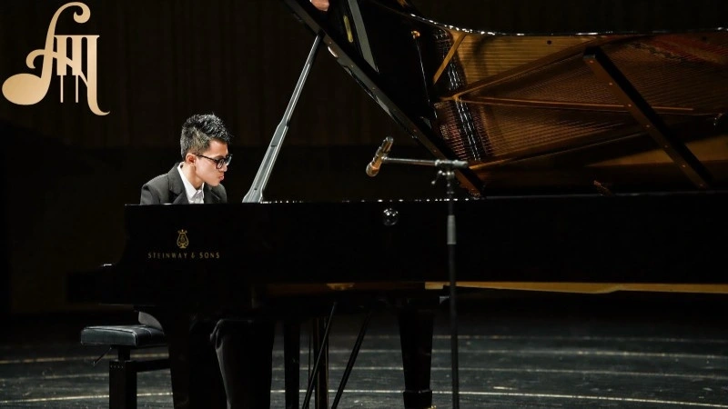Phạm Tuấn Khôi xuất sắc giành giải thưởng Thanh Âm - giải Đặc biệt tại bảng thi piano, nhóm Thiếu niên A, trong chung kết Cuộc thi âm nhạc quốc tế QingYin Award - Youth Music Festival 2025. (Ảnh: QingYin Award Việt Nam)