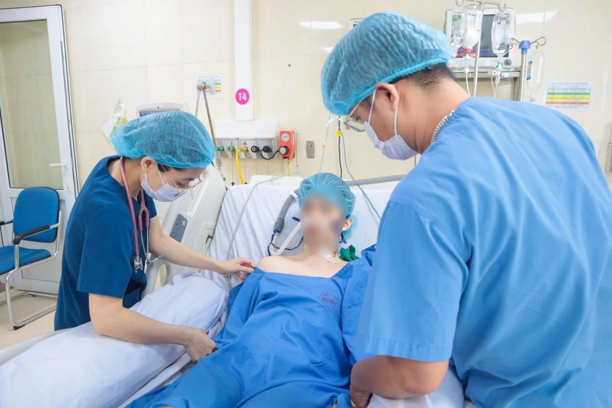 Bệnh viện E bật báo động đỏ cứu sống bệnh nhân 20 tuổi bị ngừng tim