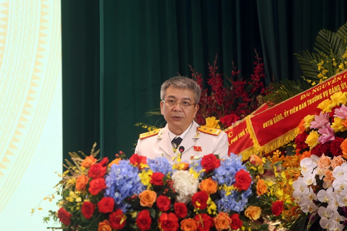 Bí thư Đảng uỷ, Cục trưởng Cục Thuế Mai Xuân Thành phát biểu tham luận tại Đại hội