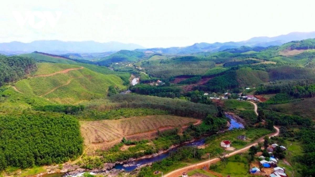 Thành phố Đà Nẵng ưu tiên nguồn lực đầu tư phát triển miền núi