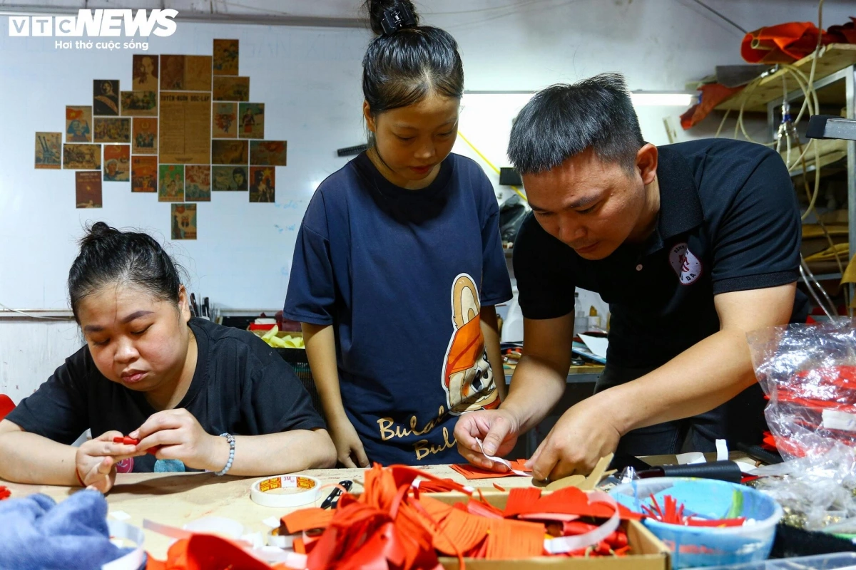 The project not only delivers high-quality products to the market but also enables people with disabilities to showcase their patriotism.