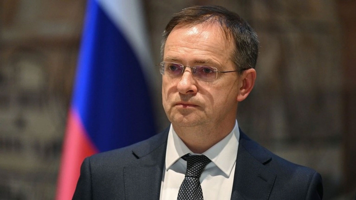 Ông Vladimir Medinsky, Trợ lý Tổng thống Nga và là trưởng đoàn đàm phán với Ukraine (Ảnh: Sputnik)