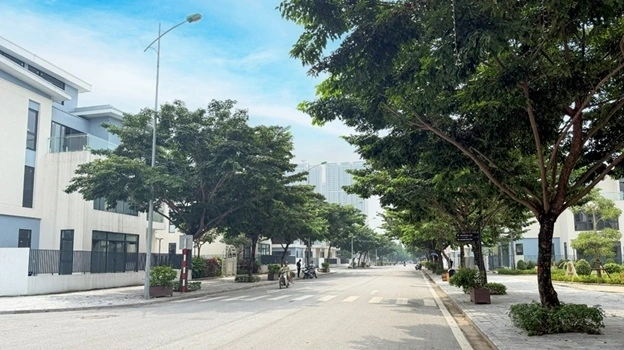Ảnh một khu đô thị tại ngã tư Lê Trọng Tấn – Lê Quang Đạo kéo dài không bị ngập do hạ tầng tốt