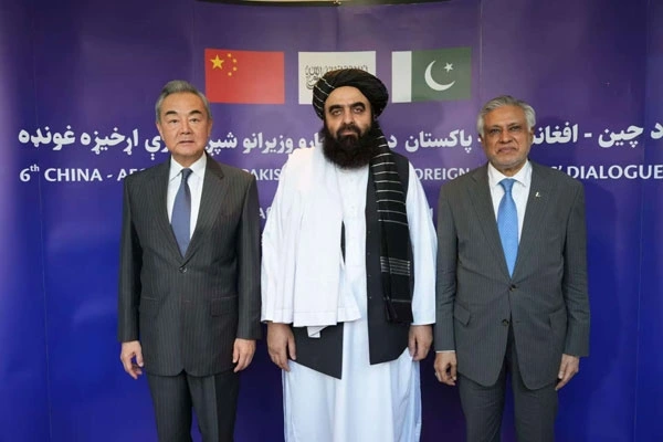 Bộ trưởng Ngoại giao Trung Quốc, Afghanistan và Pakistan tại Kabul ngày 20/08. Ảnh: Bộ Ngoại giao Trung Quốc.