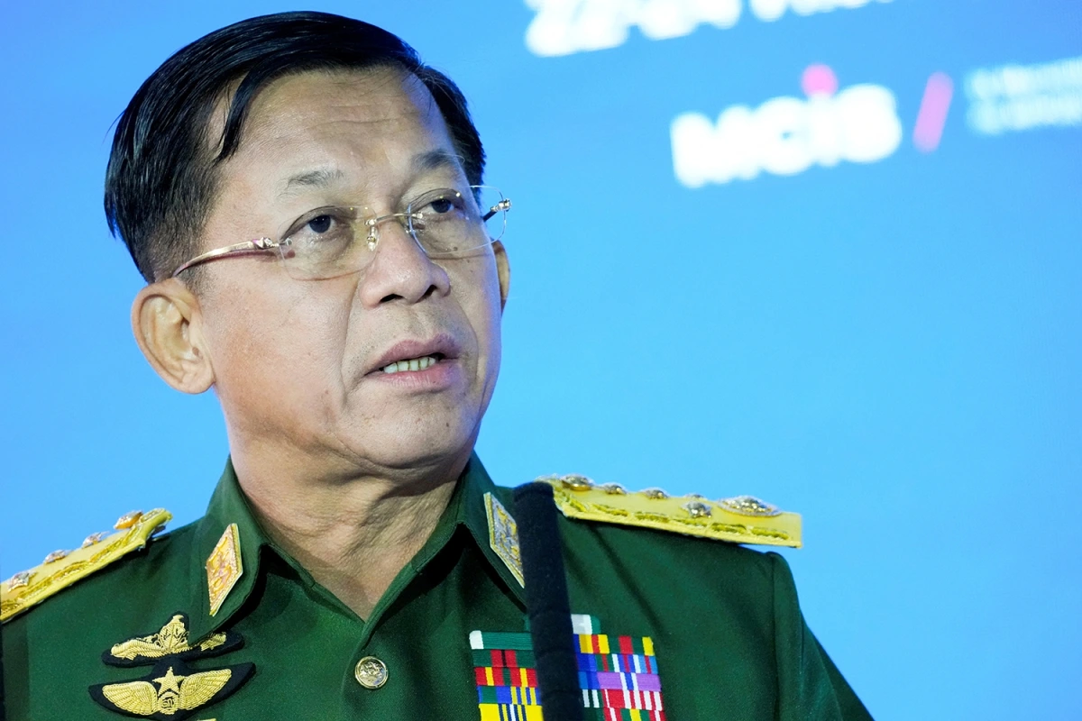 Ông Min Aung Hlaing sẽ tiếp tục nắm quyền điều hành quốc gia với tư cách Tổng thống lâm thời trong suốt quá trình bầu cử. Ảnh: Reuters