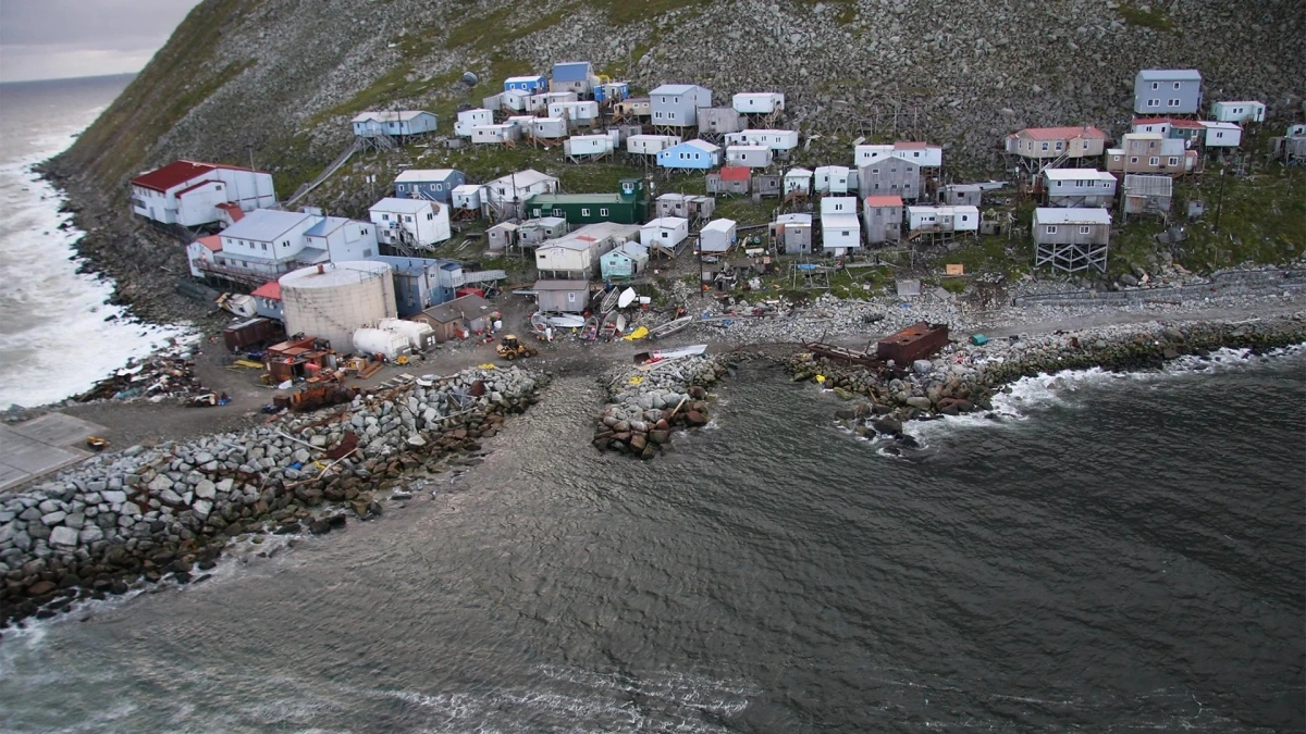 Đảo Little Diomede (Mỹ) là nơi sinh sống của khoảng 80 cư dân. Nguồn: Creative Commons
