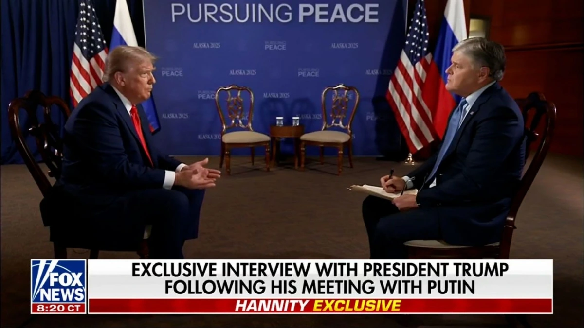 Ông Trump trả lời phỏng vấn trên kênh Fox News tối 15/8. (Ảnh: CNN)