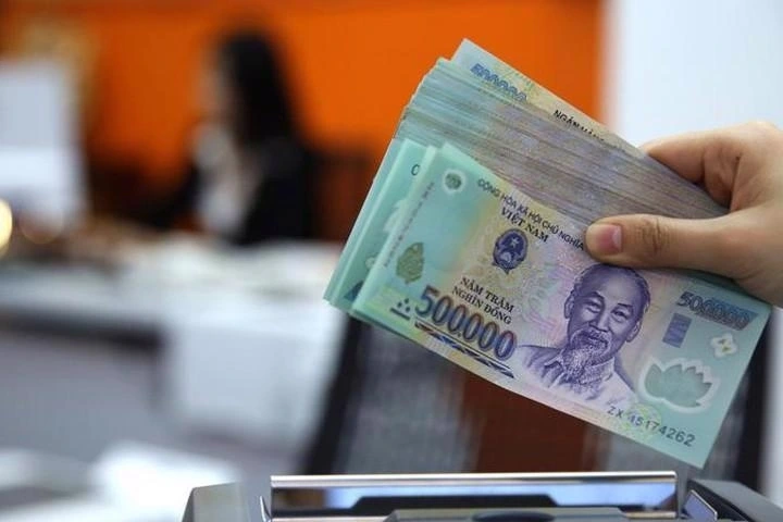 Tăng lương tối thiểu vùng: “Liều thuốc” giảm gánh nặng chi tiêu. (Ảnh minh họa)