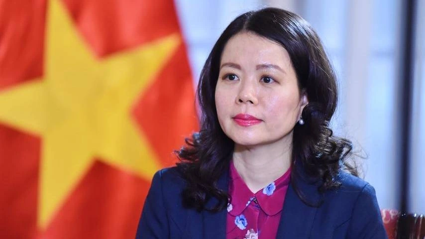 Thứ trưởng Bộ Ngoại giao Nguyễn Minh Hằng 