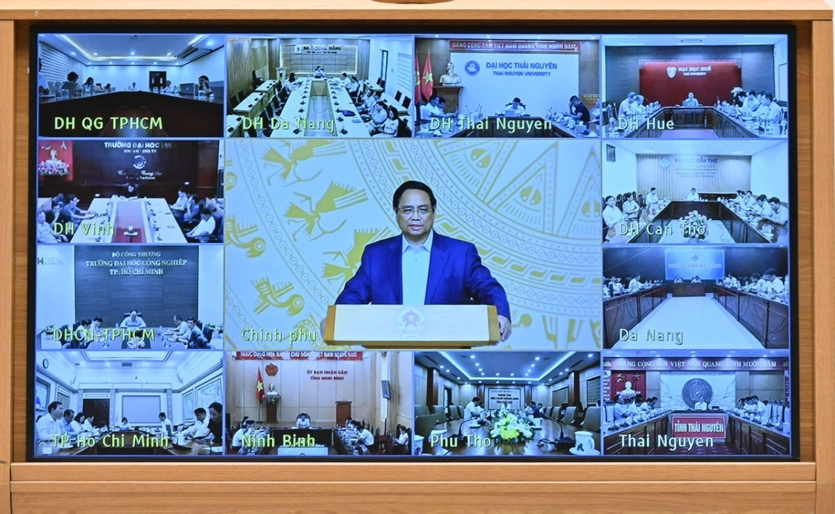 Phiên họp được truyền trực tuyến đến một số cơ quan, đơn vị, trường đại học tại các thành phố lớn trên cả nước