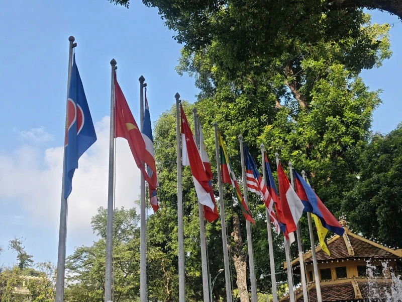 Lễ thượng cờ ASEAN được tổ chức tại trụ sở Bộ Ngoại giao sáng 8/8
