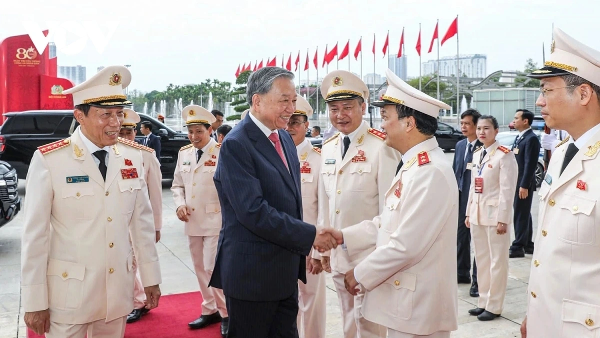 Tổng Bí thư Tô Lâm đến dự Lễ kỷ niệm 80 năm Ngày truyền thống Công an nhân dân và 20 năm Ngày hội Toàn dân bảo vệ an ninh Tổ quốc.