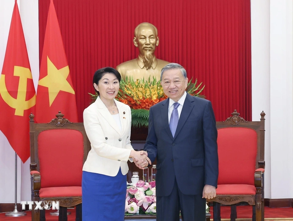 Tổng Bí thư Tô Lâm tiếp Chủ tịch Liên minh nghị sĩ hữu nghị Nhật - Việt (Ảnh: TTXVN)
