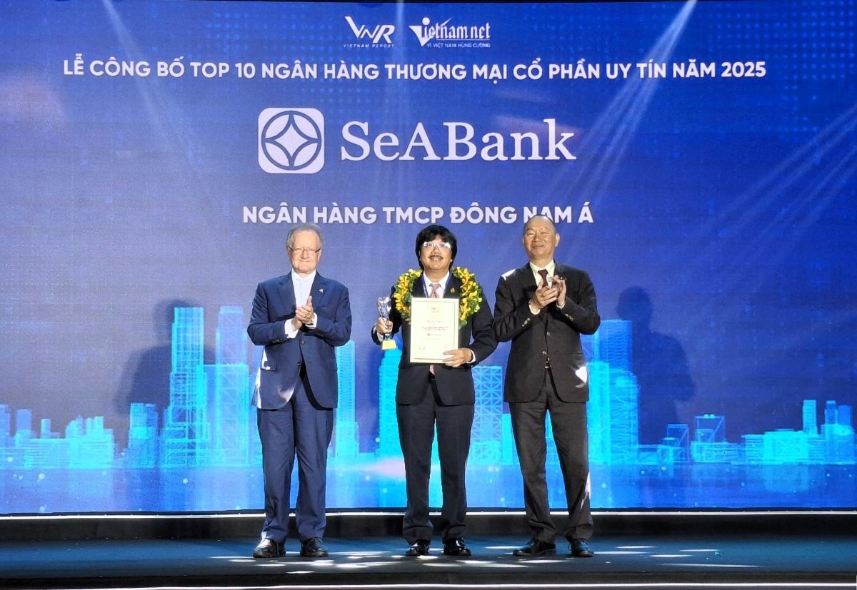 top_10_ngan_hang_tu_nhan_vnr.jpg