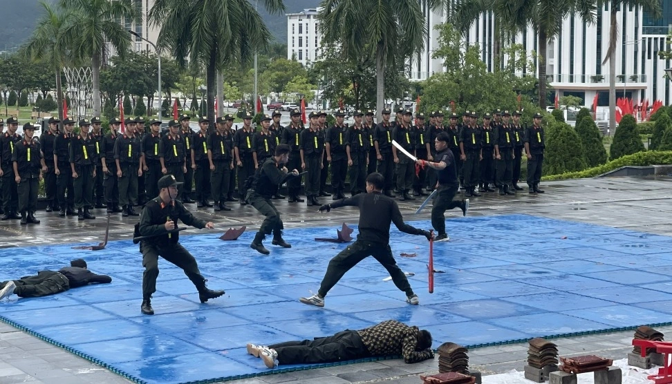 Trình diễn võ thuật của cán bộ, chiến sỹ công an Cao Bằng tại Lễ kỷ niệm