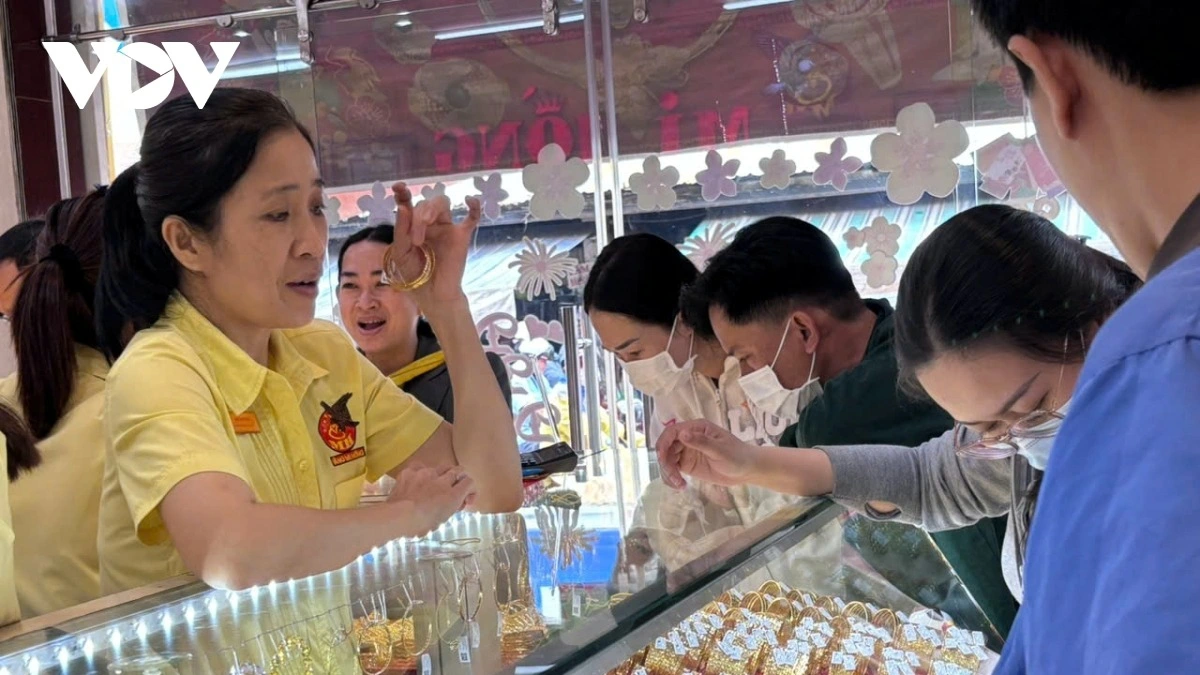 Giá vàng miếng và vàng nhẫn trong ngày 2/10 không có nhiều biến động
