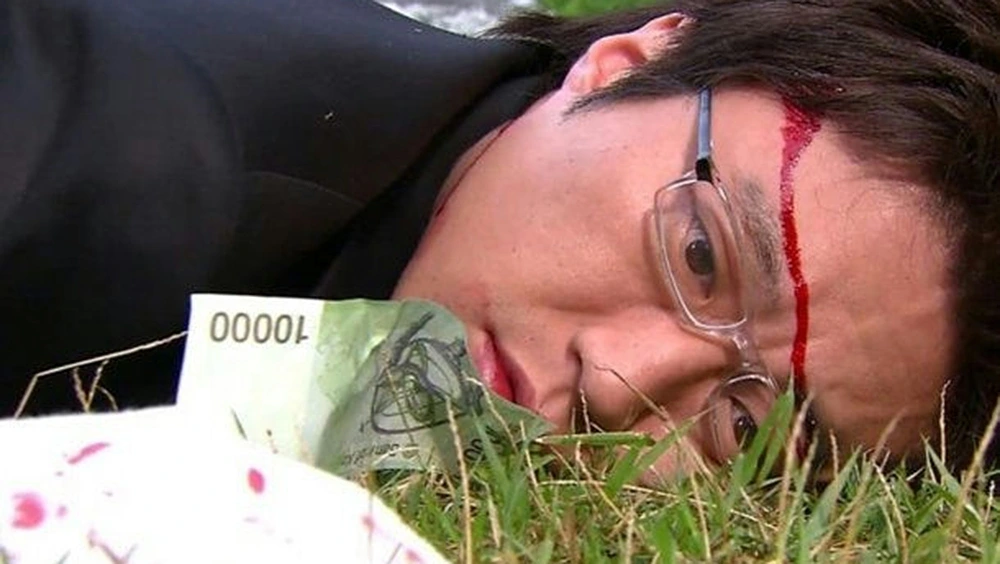 Cảnh trong phim War of Money.