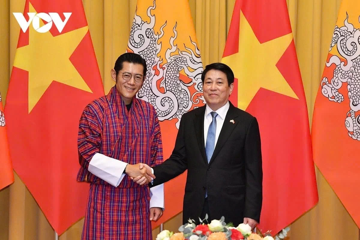 They hold talks immediately after the conclusion of the welcome ceremony.