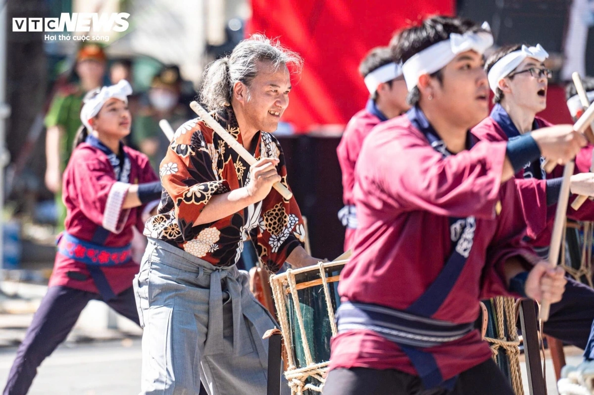 The Japanese drum troupe performs at the event.