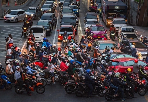Dự kiến đến năm 2030, toàn bộ xe máy xăng dầu sẽ bị cấm di chuyển