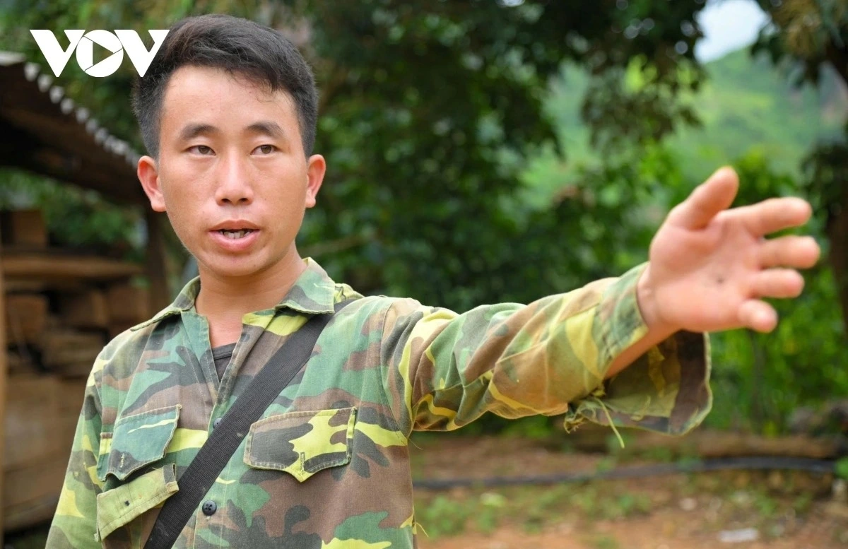 Trưởng bản Mùa A Thi