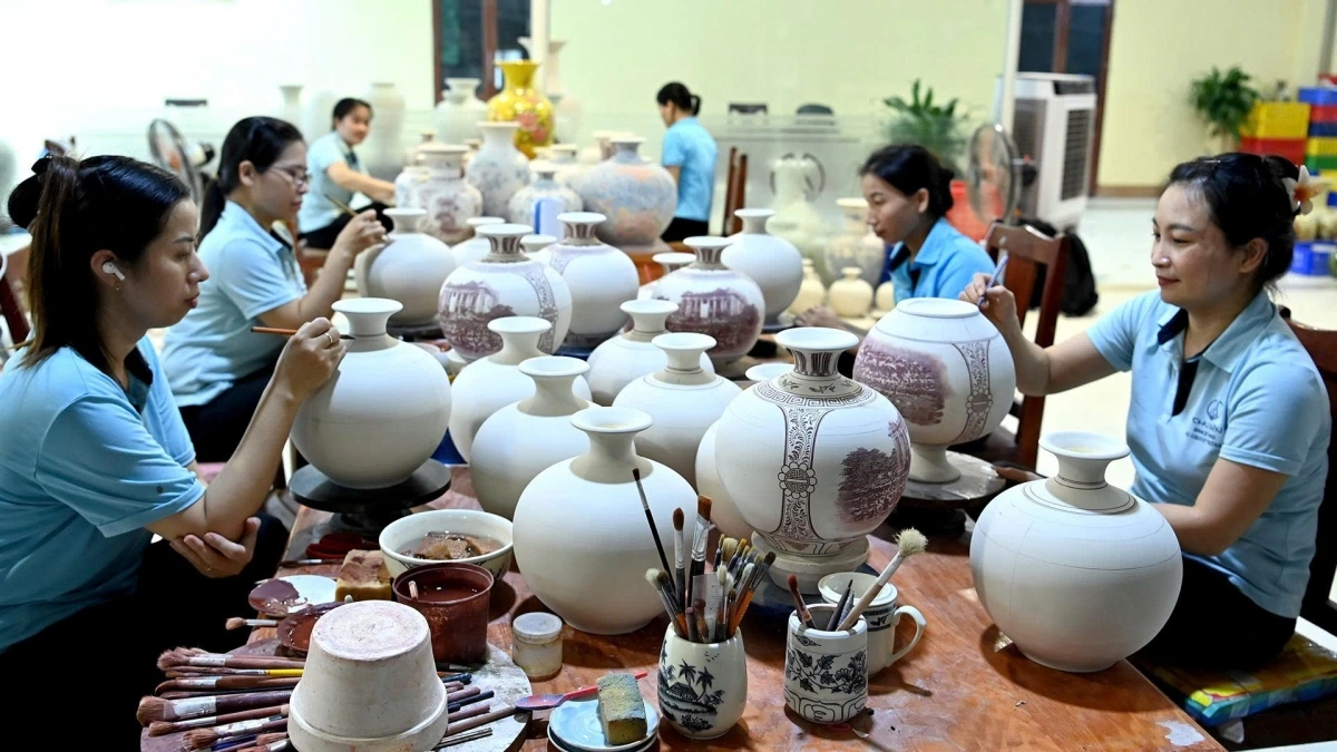 Mỗi sản phẩm Gốm Chu Đậu vừa mang giá trị mỹ thuật, vừa chứa đựng ý nghĩa tinh thần sâu sắc