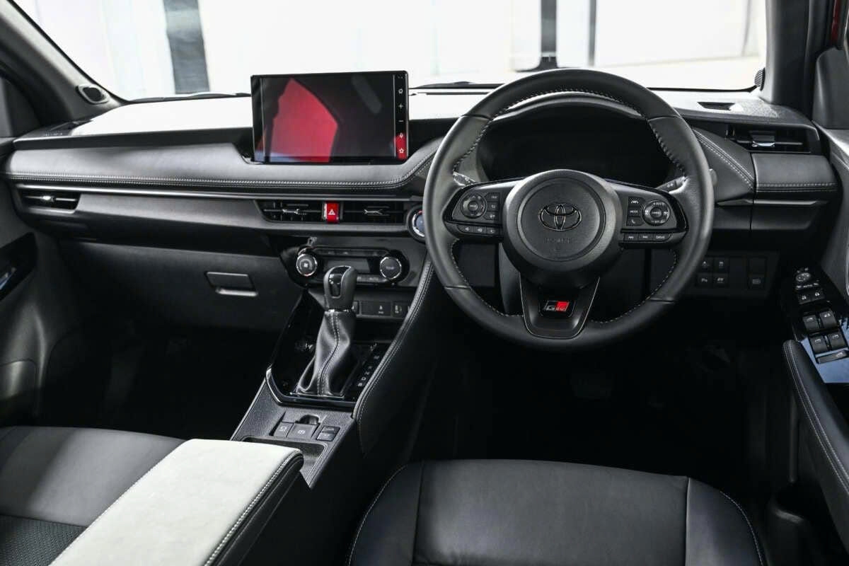 Toyota Yaris Ativ HEV GR Sport
