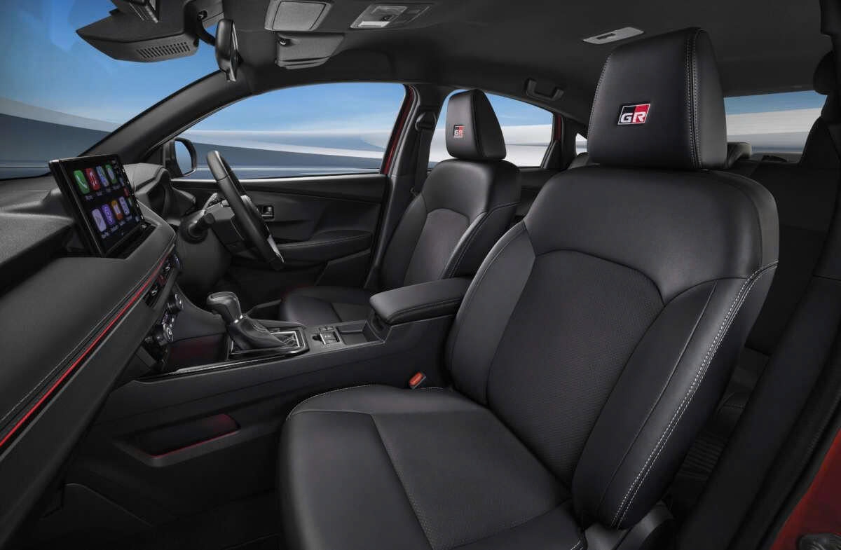 Toyota Yaris Ativ HEV GR Sport
