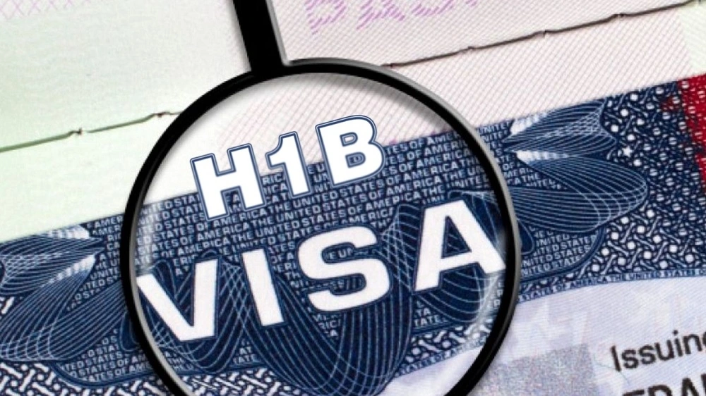 Thị thực H-1B đang trở thành tâm điểm tranh cãi giữa những người ủng hộ Tổng thống Mỹ Donald Trump