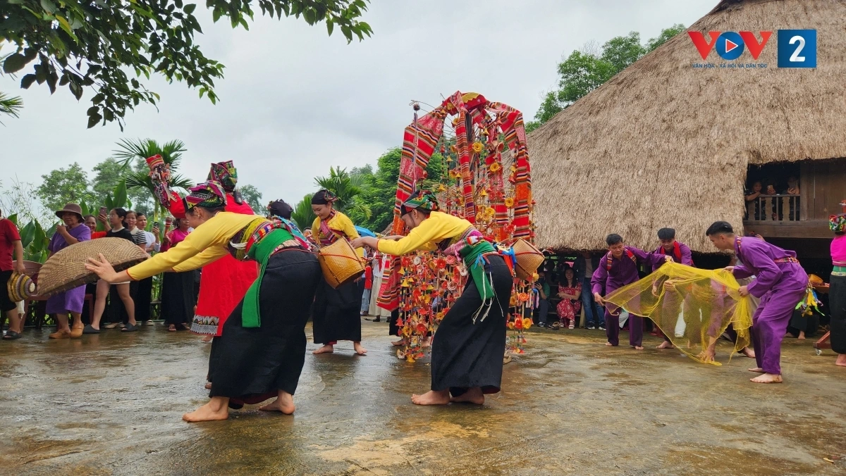Trò diễn xúc tép, bắt cá