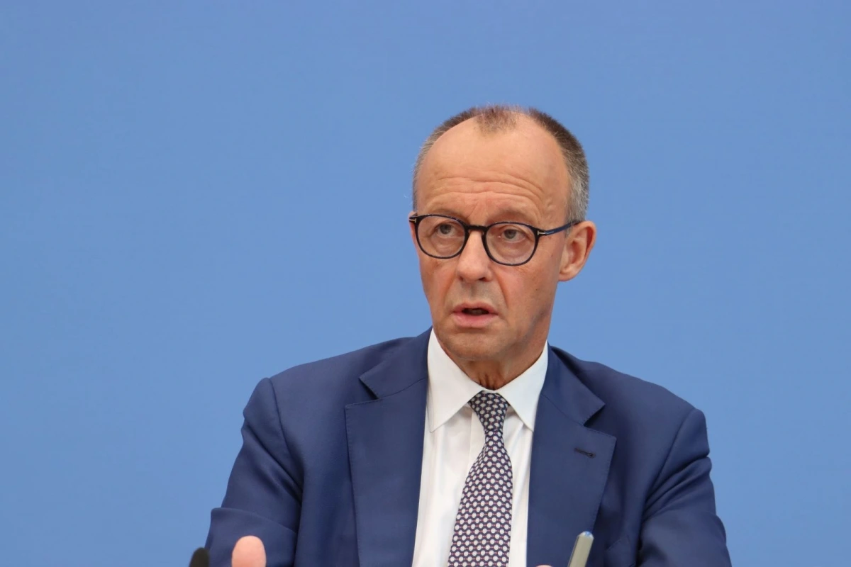 Thủ tướng Đức Friedrich Merz trong cuộc họp báo tại Berlin. Ảnh: THX/TTXVN