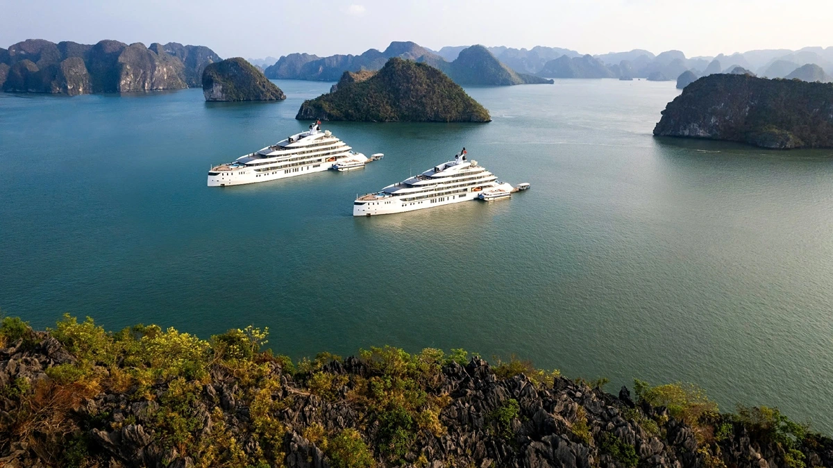 Grand Pioneers proudly owns the largest twin cruises on Ha Long Bay, featuring a total of 108 elegantly designed sea-view cabins
