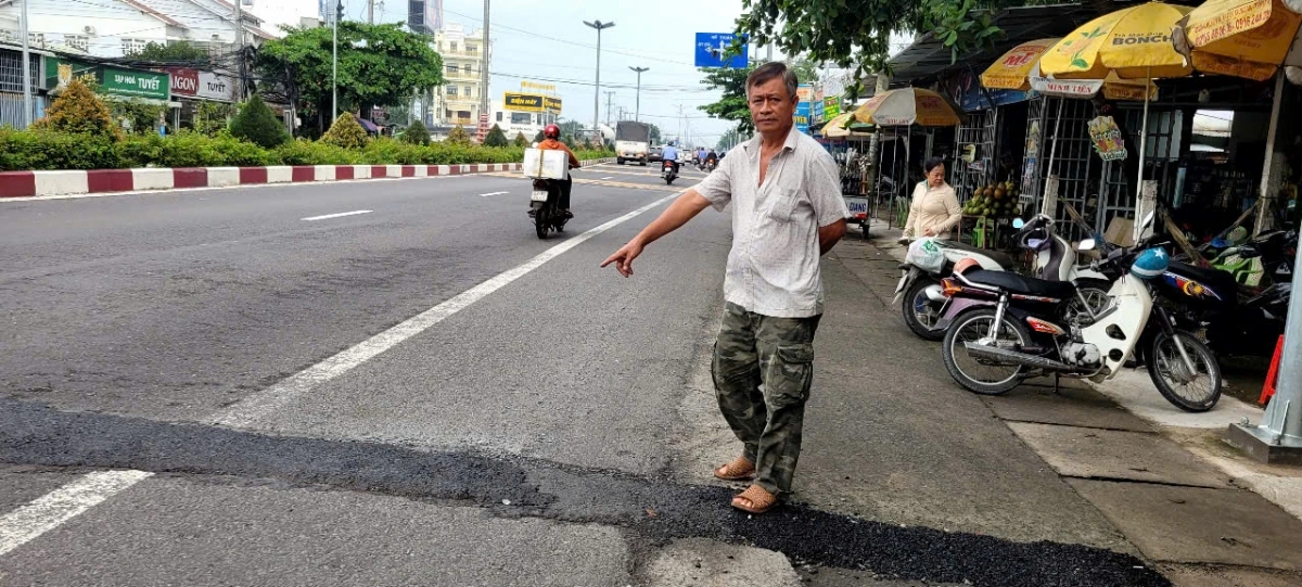 Người dân bức xúc làn đen cắt ngang đường như "cái bẫy" người đi xe máy