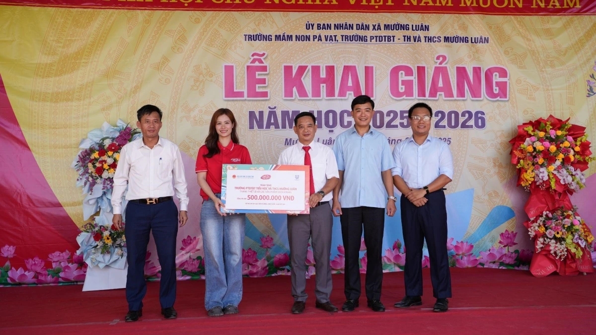 Chương trình với sự tham gia của Đại diện Sở Giáo dục và Đào tạo tỉnh Điện Biên và Nhãn hàng Lifebuoy