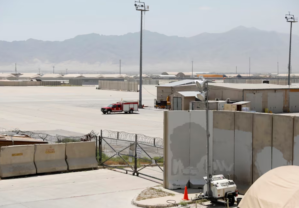Căn cứ không quân Bagram. Ảnh: Reuters