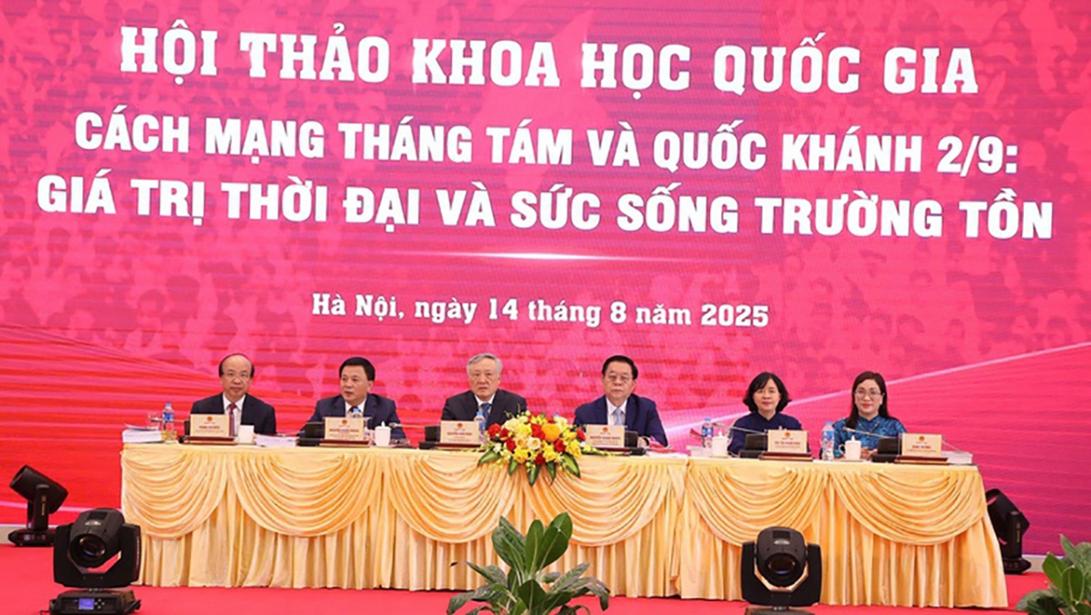 Hội thảo khoa học Quốc gia với chủ đề "Cách mạng Tháng Tám và Quốc khánh 2/9: Giá trị thời đại và sức sống trường tồn" - Ảnh: VGP/Nguyễn Hoàng