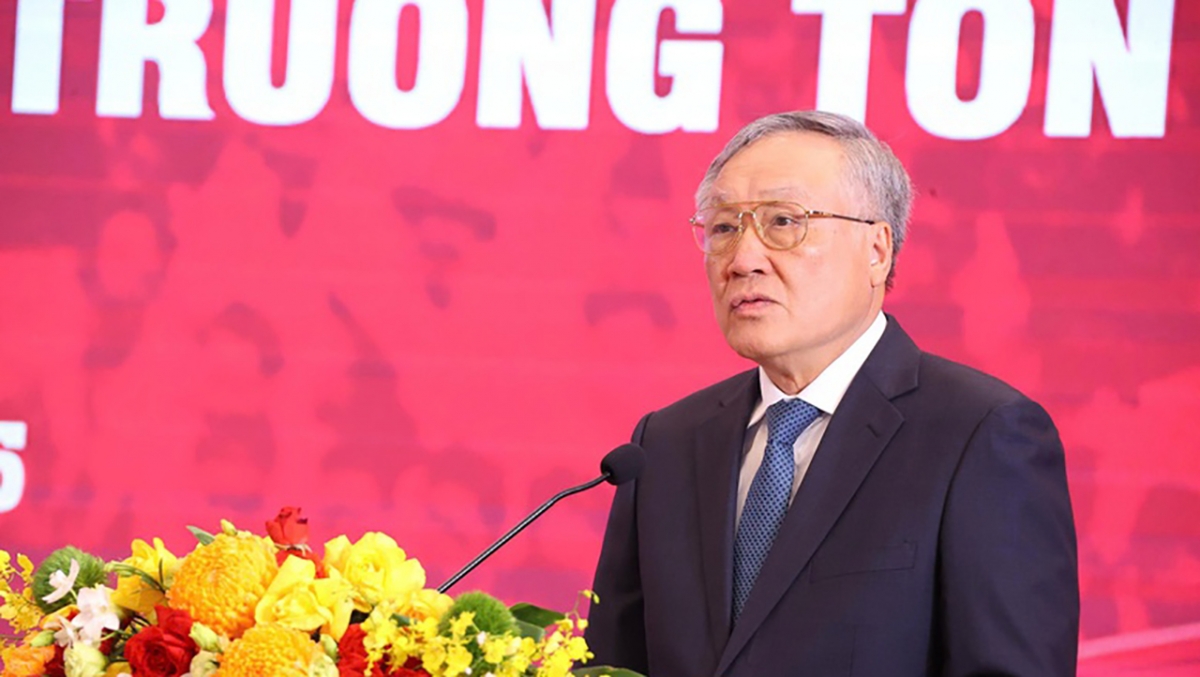 Phó Thủ tướng Thường trực Chính phủ Nguyễn Hòa Bình phát biểu tại Hội thảo. Ảnh: VGP/Nguyễn Hoàng