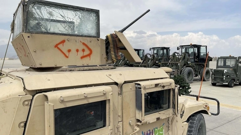 Thiết bị quân sự Mỹ còn lại ở căn cứ Bagram, Afghanistan ngày 5/7/2021. Ảnh: Anadolu