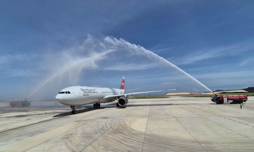 Nordwind Airlines greeted with traditional water cannon salute