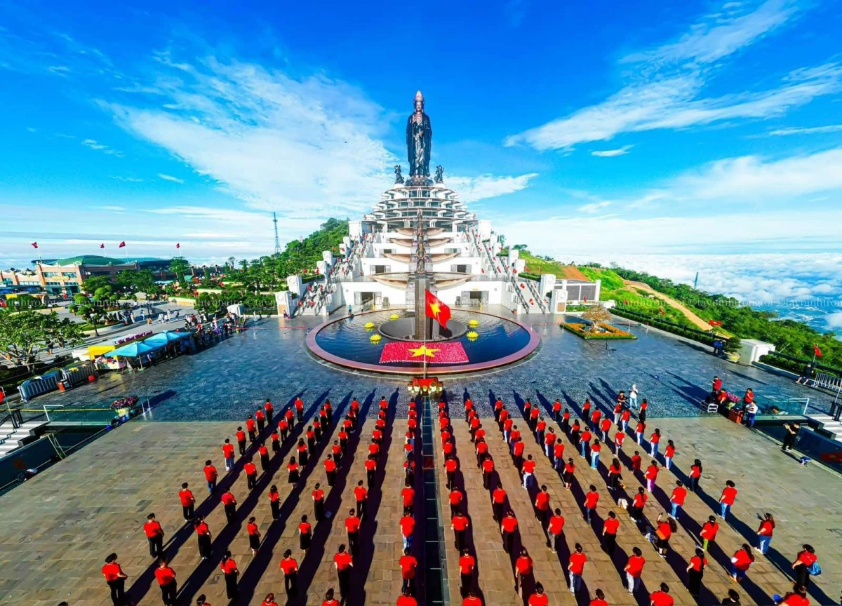 Núi Bà Đen trong lễ Quốc khánh 2/9/2025 (ảnh TN)