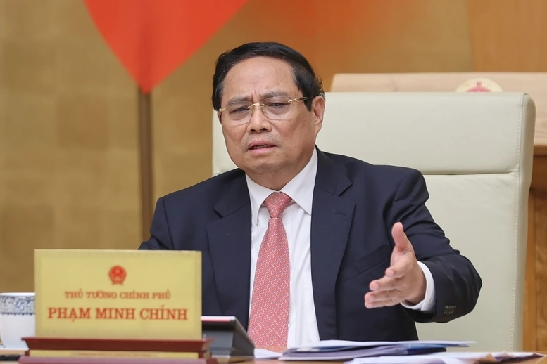 Thủ tướng Phạm Minh Chính yêu cầu ngành GTVT hoàn thành vượt mục tiêu đưa vào khai thác 3.000 km đường bộ cao tốc, thông tuyến cao tốc từ Cao Bằng tới Cà Mau và cả nước có trên 1.700 km đường bộ ven biển đưa vào khai thác trong năm 2025.