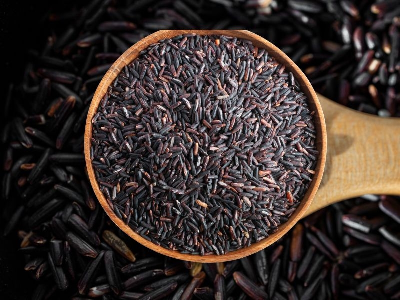 Gạo lứt ngày càng được nhiều người lựa chọn nhờ hàm lượng dinh dưỡng cao và lợi ích cho sức khỏe