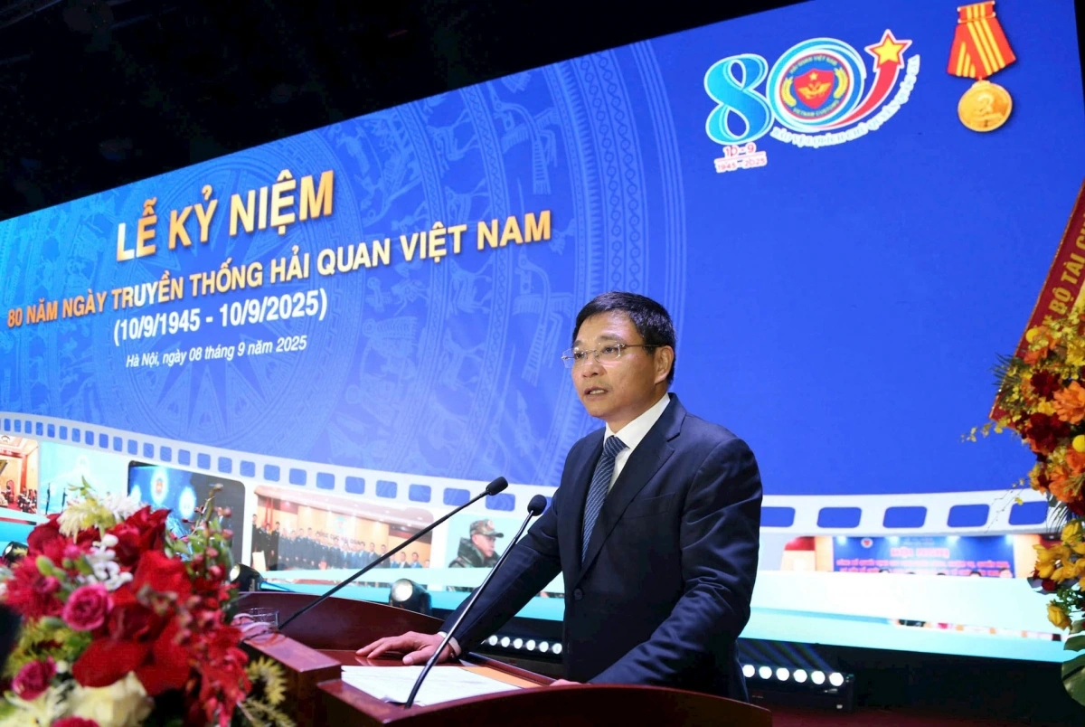 Bộ trưởng Bộ Tài chính phát biểu tại buổi lễ