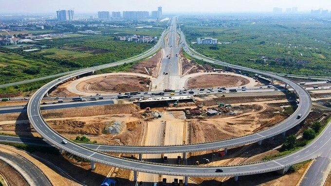Tiến độ các dự án bám sát kế hoạch hoàn thành vào cuối năm 2025.