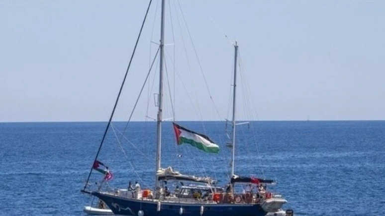 Một tàu cứu trợ tới Gaza. (Ảnh: IRNA/TTXVN)