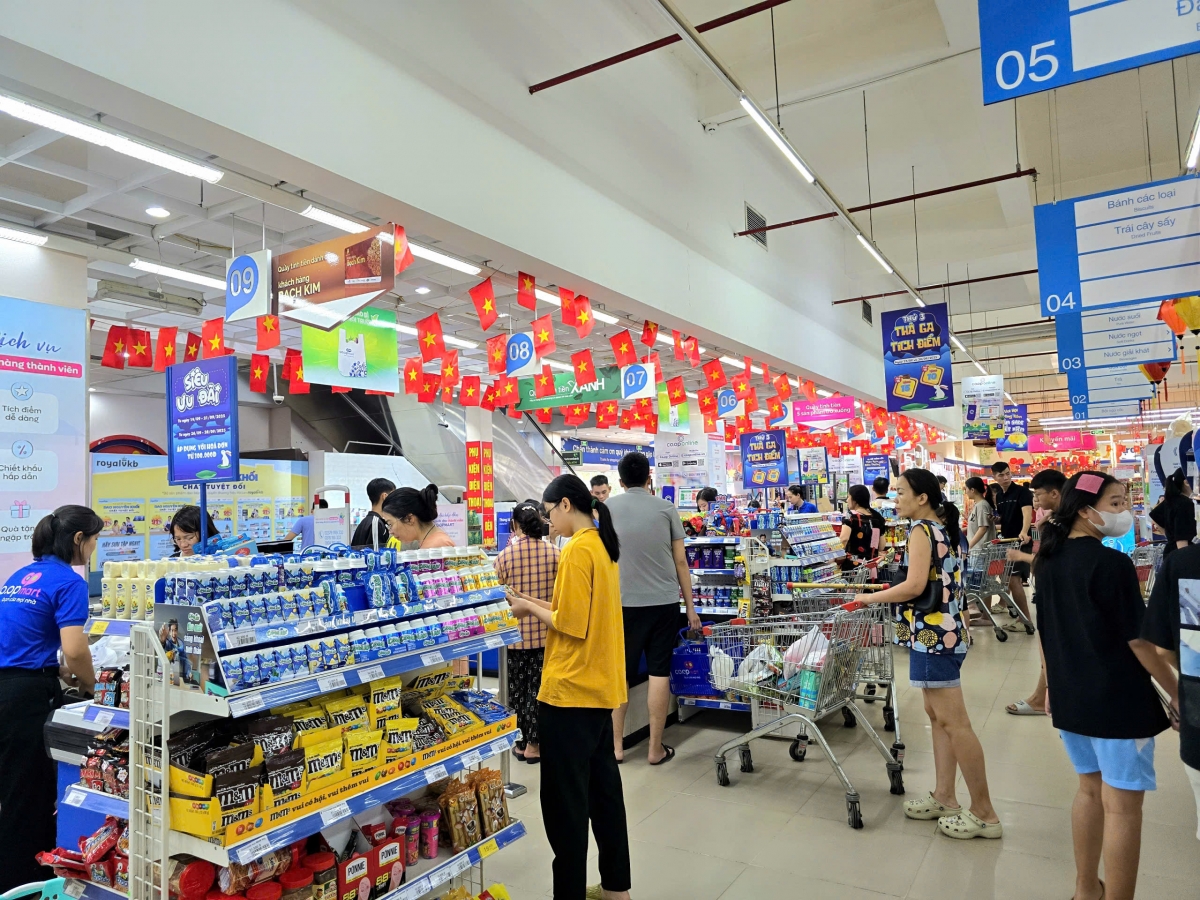 Saigon Co.op đảm bảo nguồn cung ứng và triển khai nhiều hỗ trợ thiết thực cho người dân tại vùng chịu ảnh hưởng.
