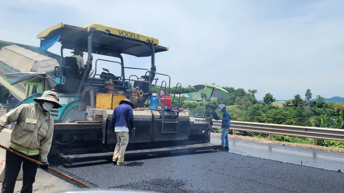 Việc duy tu, bảo dưỡng hạ tầng phải được coi trọng như ''khám sức khỏe'' định kỳ cho đô thị (Ảnh minh họa - Hoàng Hà).