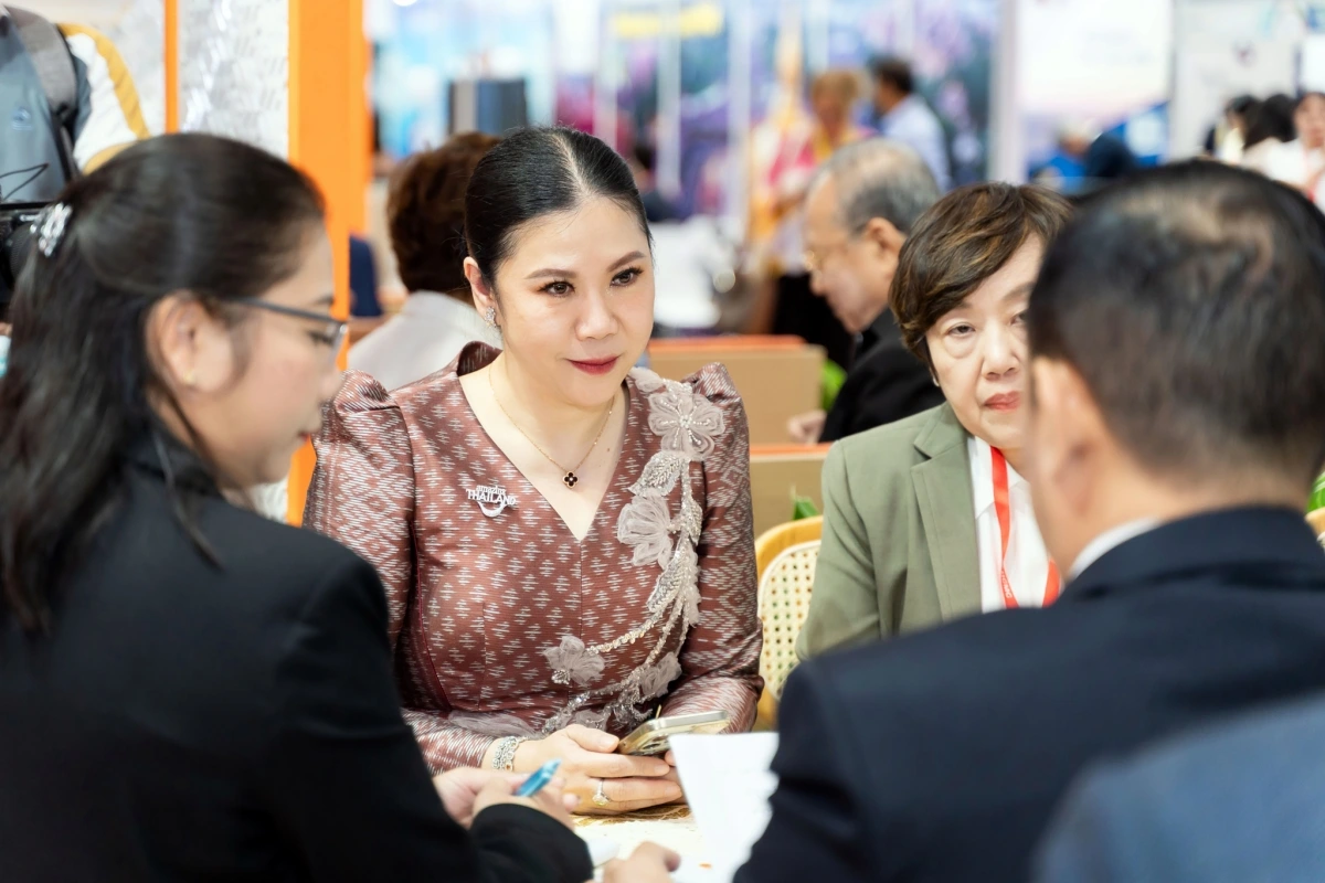 Bà Thapanee Kiatphaibool - Tổng cục trưởng Tổng cục Du lịch Thái Lan (TAT) chia sẻ về những trải nghiệm mới, giới thiệu ‘5 Must Do in Thailand’, cũng như kế hoạch quảng bá sắp tới của Thái Lan dành cho du khách Việt Nam