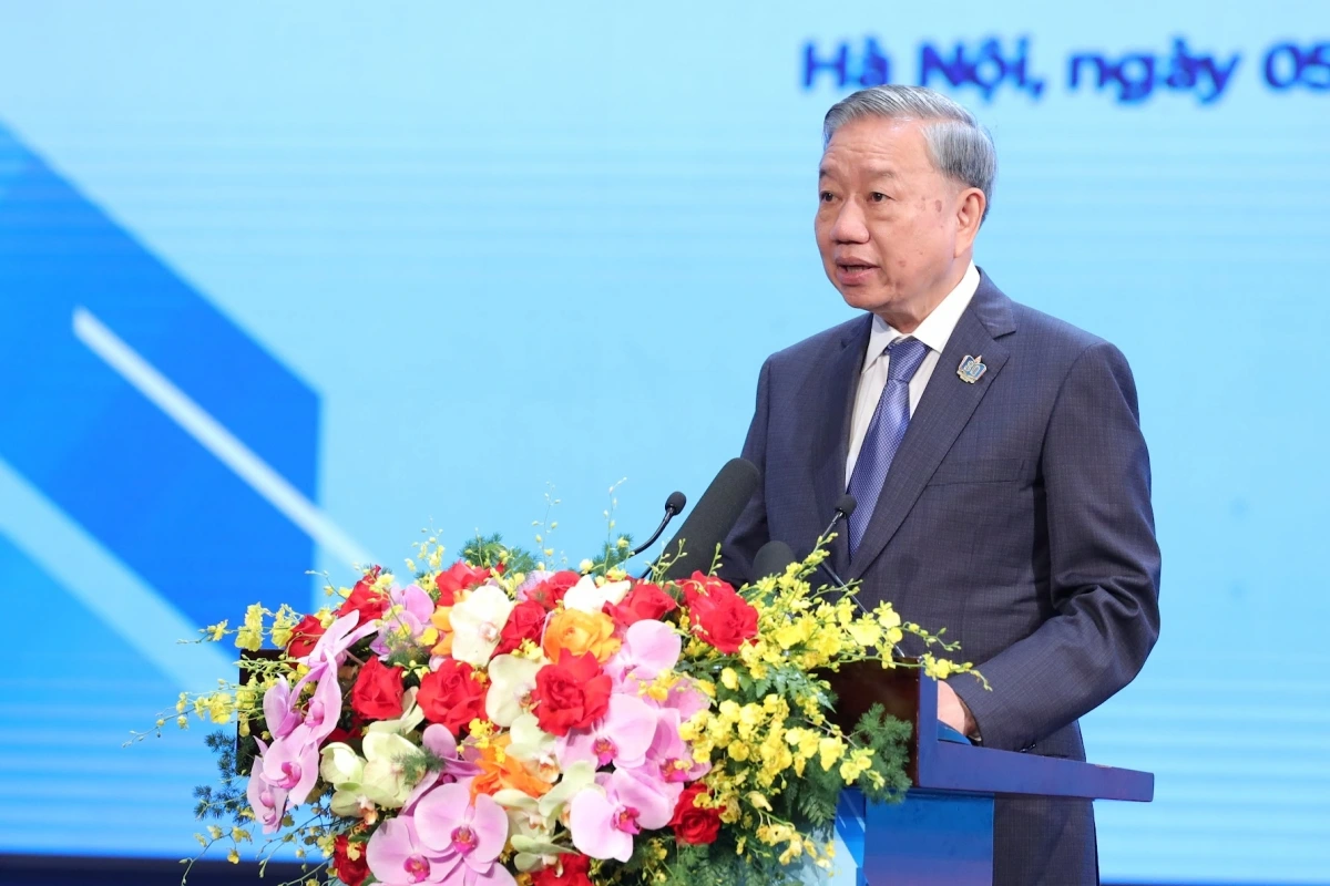 Tổng Bí thư đề nghị toàn Đảng phải đổi mới mạnh mẽ tư duy lãnh đạo đối với giáo dục, không áp đặt những chuẩn mực cũ cho một nền giáo dục hiện đại
